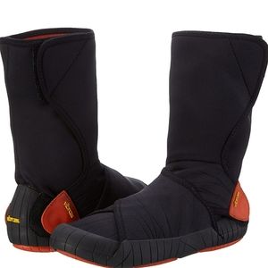 Women's Vibram Furoshiki Neoprene Mid-Cut Boot